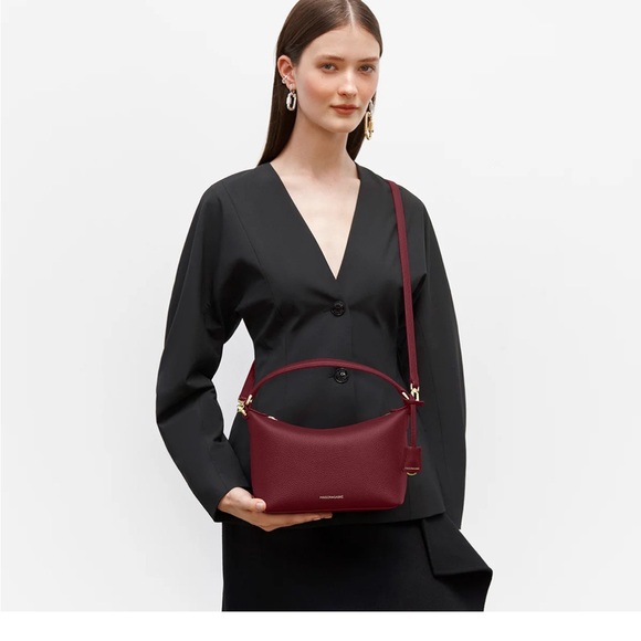 BRAND NEW Small Soft Hobo Maison de Sabre Bag with 2 Charms! - Picture 3 of 13